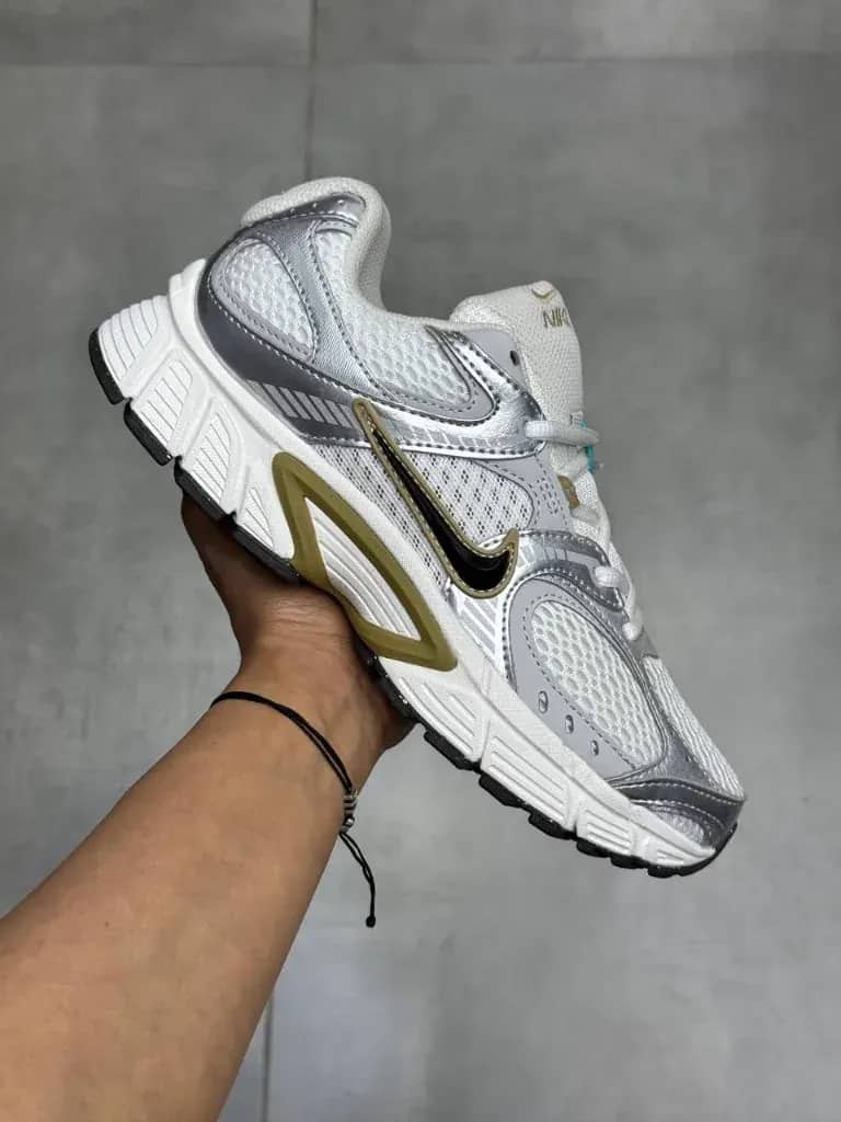 کفش نایک V2K Run نقره‌ای طلایی زنانه و مردانه | Nike V2K Run Silver Gold