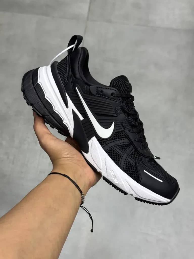 کفش نایک V2K Run مشکی سفید زنانه و مردانه | Nike V2K Run Black White