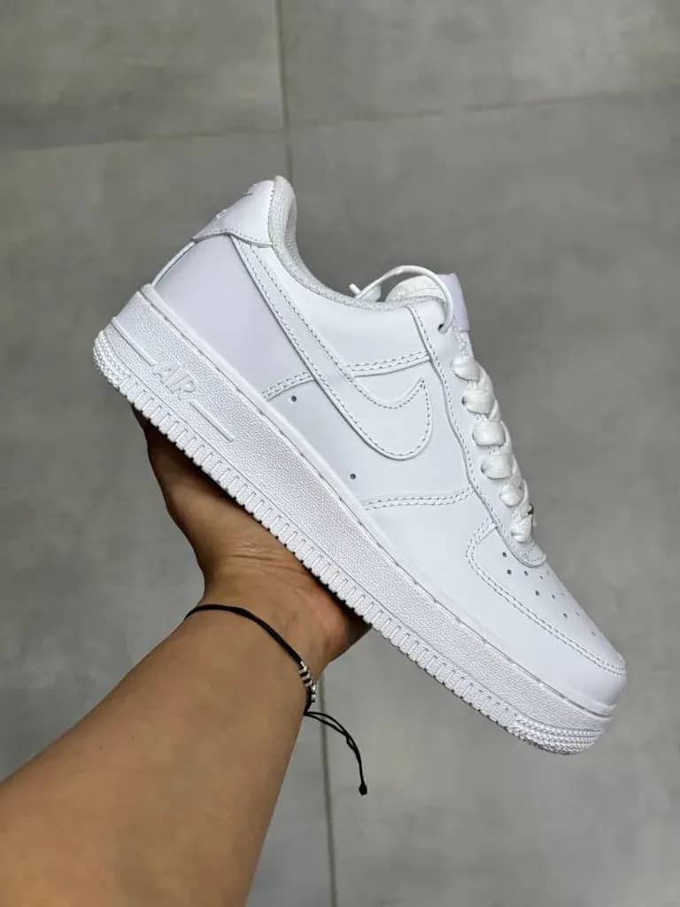 کفش نایک ایر فورس ۱ سفید زنانه و مردانه | Nike Air Force 1 '07
