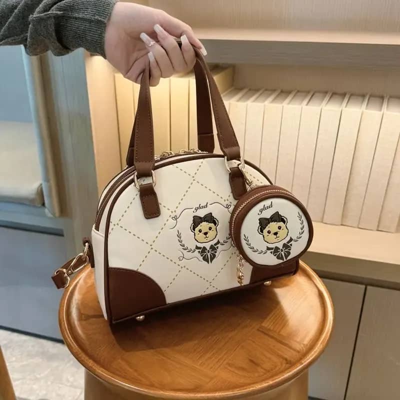 کیف وارداتی تدی گلدوزی بند برزنتی قهوه‌ای و کرمی