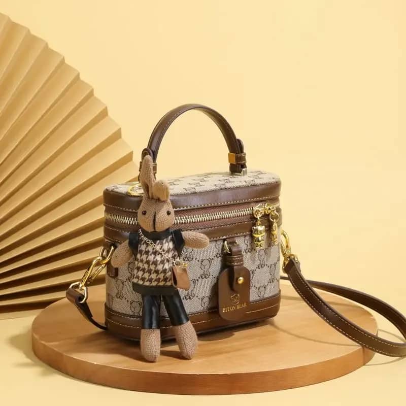 کیف وارداتی تدی جنس کنف بند چرمی قهوه‌ای