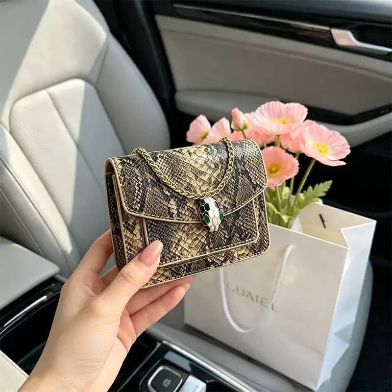 کیف مینی طرح پوست‌ماری مدل بولگاری