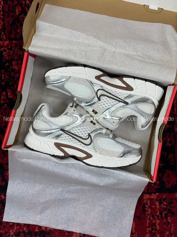 کفش نایک وی فایو سفید نقره‌ای قهوه‌ای زنانه و مردانه | Nike V5 Run White Mocha