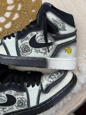 نایک جردن ۱ ساقدار فامیلیا دیا د مورتوس | Nike Jordan 1 High CMFT 2 Dia De Muertos