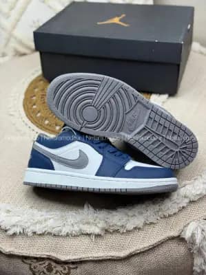 نایک جردن ۱ بدون ساق سرمه ای Nike Jordan 1 Low Midnight Navy
