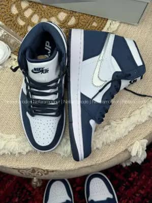 نایک جردن ۱ ساقدار سفید سرمه ای | Nike Jordan 1 High Midnight Navy