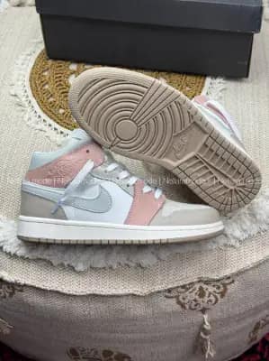 نایک جردن ۱ مید میلان زنانه | Nike Air Jordan 1 Mid Milan