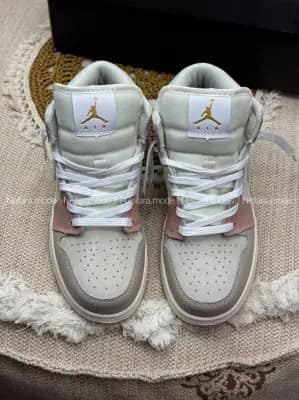 نایک جردن ۱ مید میلان زنانه | Nike Air Jordan 1 Mid Milan