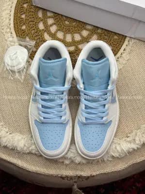 نایک ایر جردن ۱ بدون ساق ریورس آیس بلو | Nike Air Jordan 1 Reverse Ice Blue