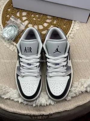 نایک جردن ۱ بدون ساق پانک راک زنانه | Nike Jordan 1 Punk Rock