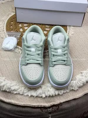 نایک جردن ۱ بدون ساق سبز دریایی روشن زنانه | Nike Jordan 1 SeaFoam