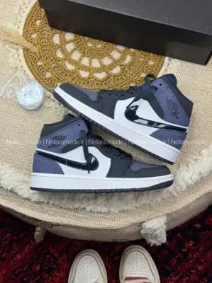 نایک جردن ۱ مید بنفش ابسیدین مات زنانه و مردانه | Nike Air Jordan 1 Mid Obsidian Sanded Purple