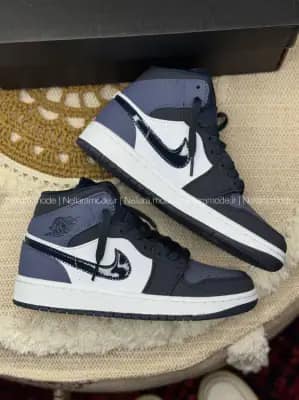 نایک جردن ۱ مید بنفش ابسیدین مات زنانه و مردانه | Nike Air Jordan 1 Mid Obsidian Sanded Purple