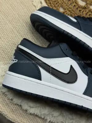 کفش جردن ۱ سرمه‌ای سفید مشکی زنانه | Air Jordan 1 Navy White Black