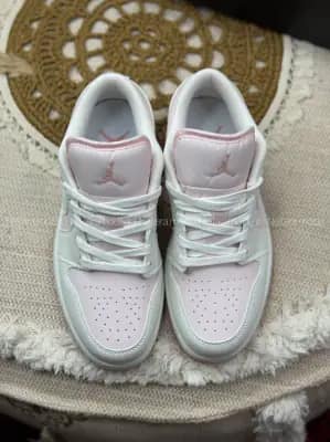 کتونی جردن ۱ لو اس ای صورتی زنانه | Air Jordan Low SE Sail Pink