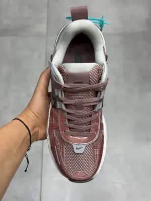 کفش نایک V2K Run صورتی رزگلد زنانه | Nike V2K Run Rose Gold