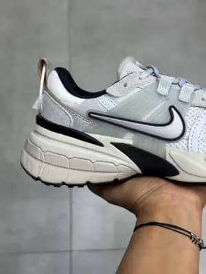 کفش نایک V2K Run سفید خاکستری زنانه و مردانه | Nike V2K Run White Grey