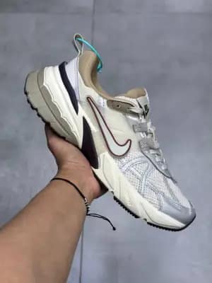 کفش نایک V2K Run کرم زرشکی زنانه و مردانه | Nike V2K Run Cream Maroon
