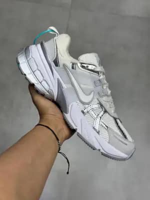 کفش نایک V2K Run سفید نقره‌ای زنانه و مردانه | Nike V2K Run White Silver