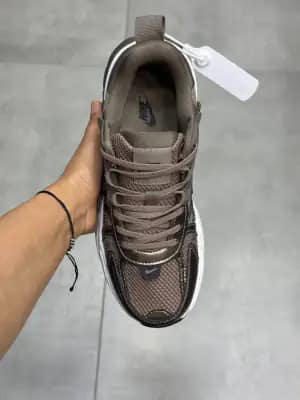 کفش نایک V2K Run قهوه‌ای برنز زنانه و مردانه | Nike V2K Run Brown Bronze