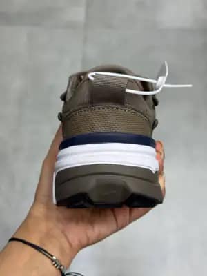 کفش نایک V2K Run قهوه‌ای برنز زنانه و مردانه | Nike V2K Run Brown Bronze