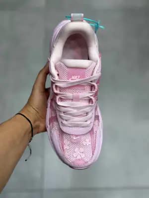 کفش نایک V2K Run صورتی زنانه | Nike V2K Run Pink
