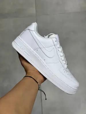 کفش نایک ایر فورس ۱ سفید زنانه و مردانه | Nike Air Force 1 '07