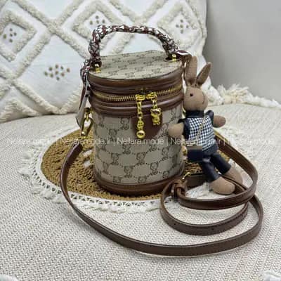 کیف وارداتی تدی گلدوزی جنس کنف بند چرمی قهوه‌ای