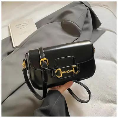 کیف دوشی زنانه مدل هورس‌بیت