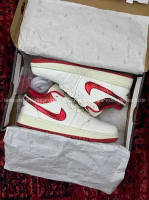 جردن 1 لو سفید و یاقوتی | Jordan 1 Low White Ruby