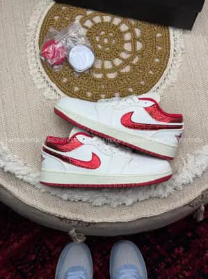 جردن 1 لو سفید و یاقوتی | Jordan 1 Low White Ruby