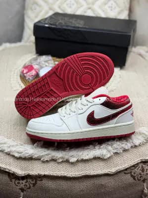 جردن 1 لو سفید و یاقوتی | Jordan 1 Low White Ruby