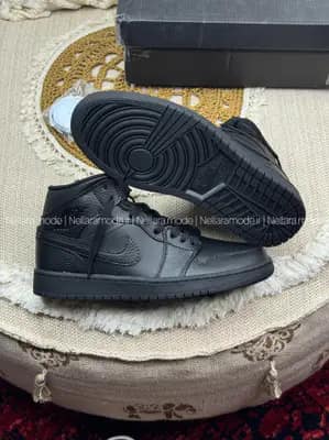 نایک ایر جردن ۱ مید تمام مشکی | Nike air jordan 1 mid triple black