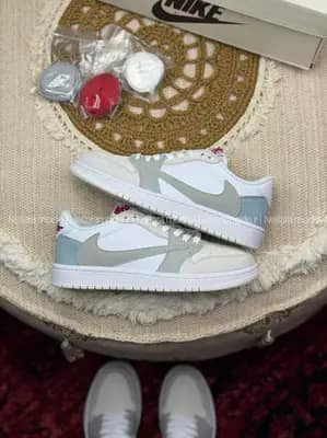 جردن 1 لو ترویس اسکات پاریس | Jordan 1 Low Travis Scott Paris