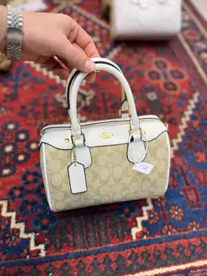 کیف صندوقی مسترکوالیتی فول پک کوچ M-1088