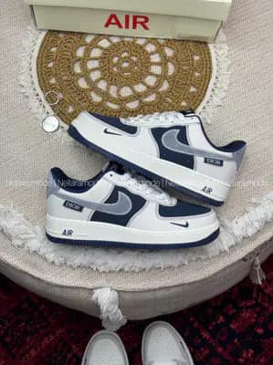 نایک ایر فورس ۱ دیور سفید سورمه ای |NIKE AIR FORCE 1 DIOR NAVY