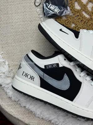 نایک جردن ۱ بدون ساق دیور مشکی | Nike Jordan 1 Navy Dior