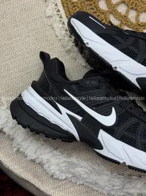 کفش نایک V2K Run مشکی سفید زنانه و مردانه | Nike V2K Run Black White