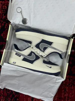 نایک ایر فورس ۱ دیور سفید سورمه ای |NIKE AIR FORCE 1 DIOR NAVY