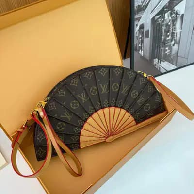 کیف فن لویی ویتون Lv Fan Monogram