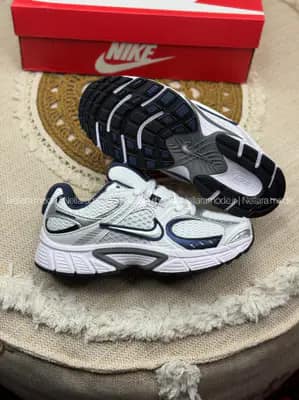 کفش نایک وی فایو سفید سرمه ای | Nike V5 Run White - Navy blue